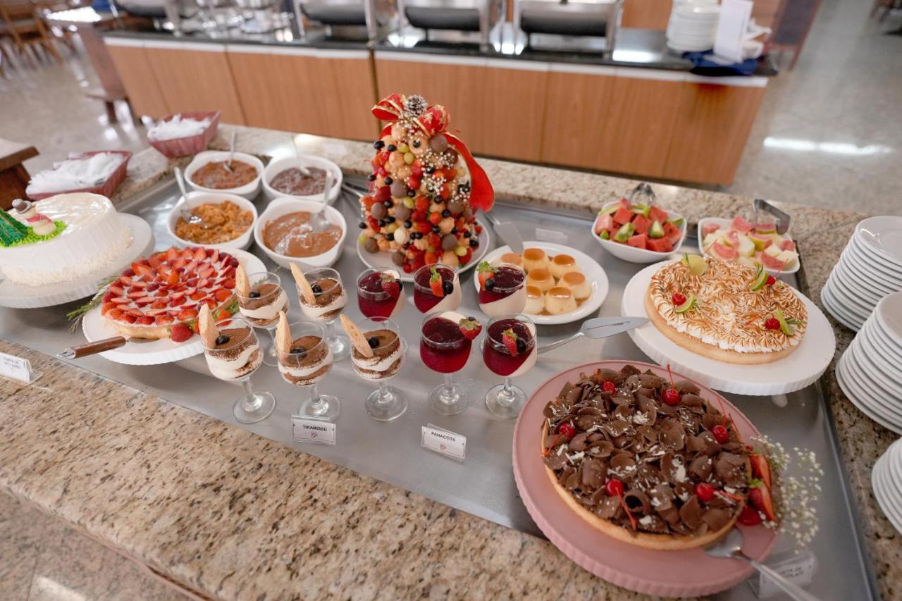 Colonial Plaza Hotel Пиндамонянгаба Екстериор снимка